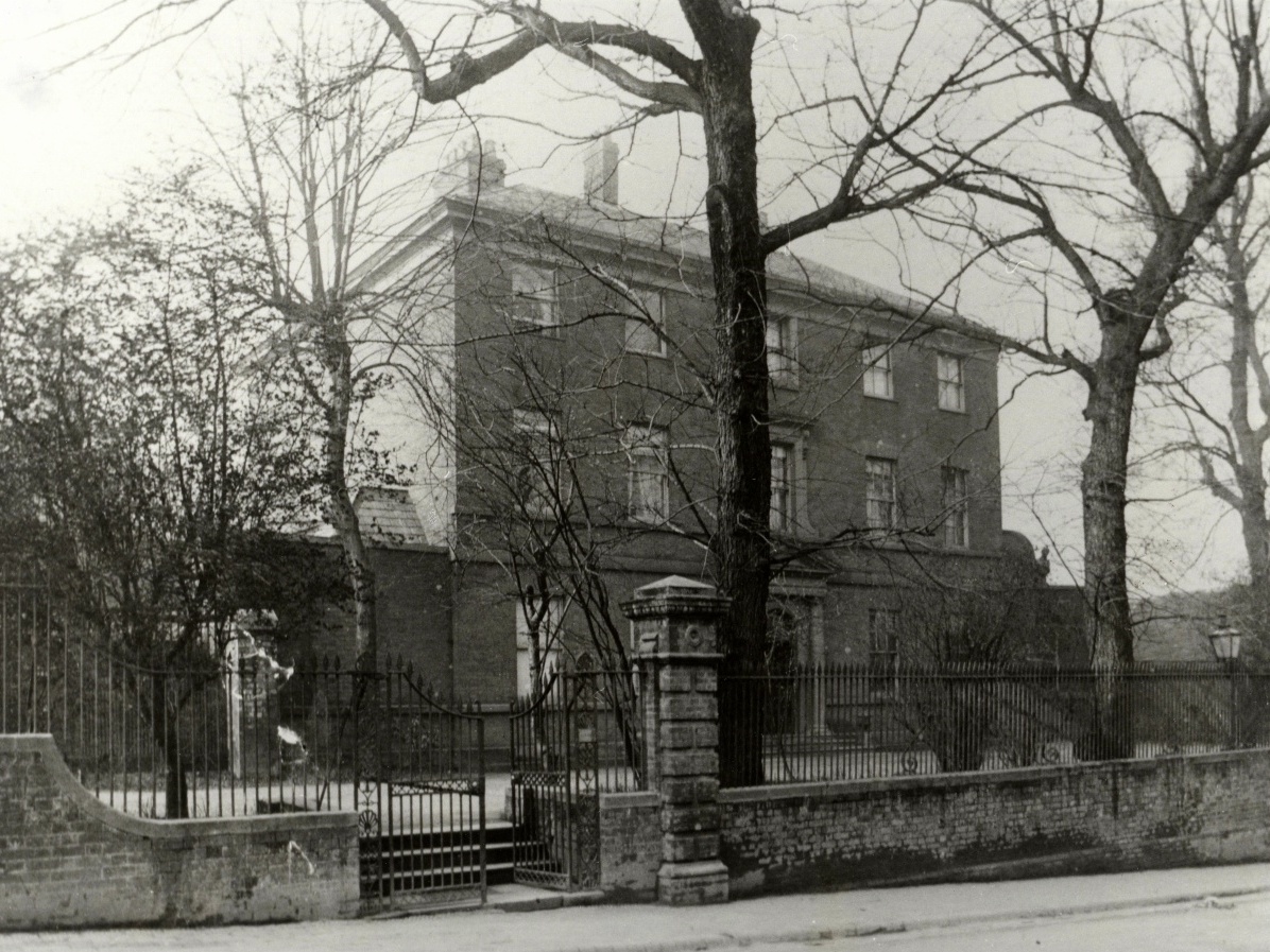 Redcourt House in 1900